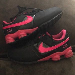 Girls Nike Shox